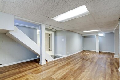 5715 Holcomb Ave, Des Moines, IA 50310 - photo 5