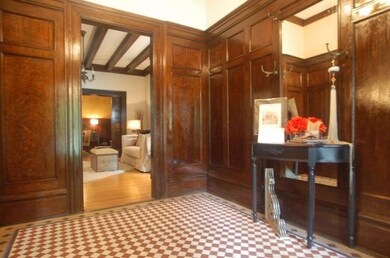 Foyer 1