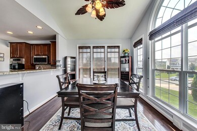 16185 Eagle Beak Cir, Woodbridge, VA 22191 - photo 7