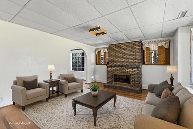 214 Sutherland Dr, Mobile, AL 36611 - photo 5