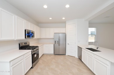 568d8bde-6880-4fae-b654-8b677abf96a9