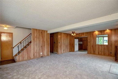 2622 E Douglas Ave, Des Moines, IA 50317 - photo 4