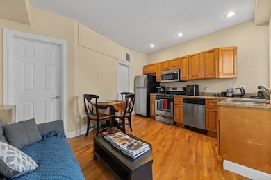 59 Endicott St unit 2, Boston, MA 02113 - photo 2