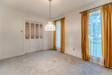 520 Cumberland Dr, Hurst, TX 76054 - photo 6