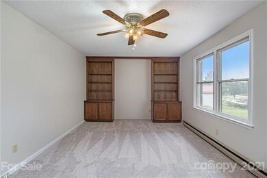 110 Lois Ct, Statesville, NC 28625 - photo 3