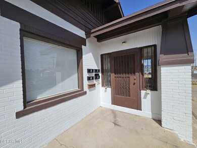 3615 Pershing Dr unit B, El Paso, TX 79903 - photo 4