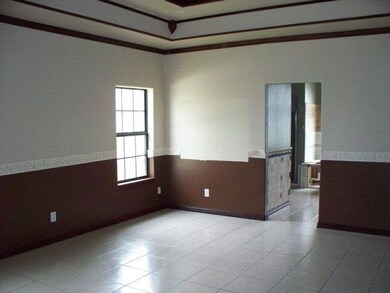 604 S Val Verde Rd, Donna, TX 78537 - photo 7