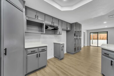 17260 Forest Hills Dr, Victorville, CA 92395 - photo 5