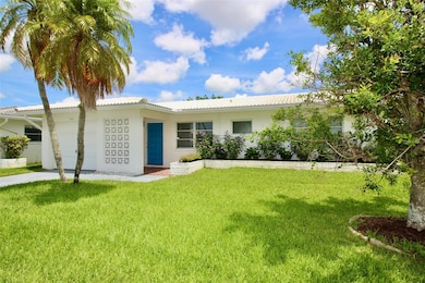 3643 Mainlands Blvd N, Pinellas Park, FL 33782 - photo 2