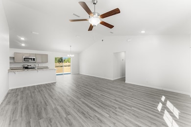 2080 Babcock St, Chipley, FL 32428 - photo 6