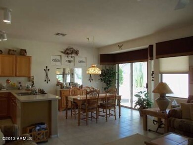 1472 E Hazeltine 004