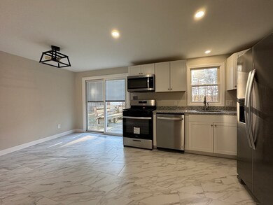 80 Purchase St, Carver, MA 02330 - photo 6