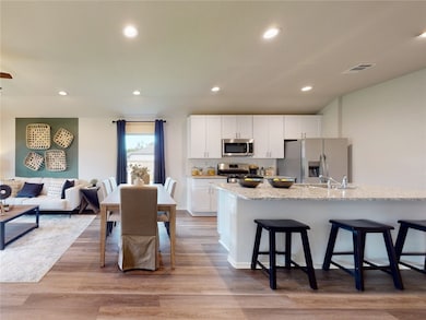 1909 E Annette Dr, Siloam Springs, AR 72761 - photo 6