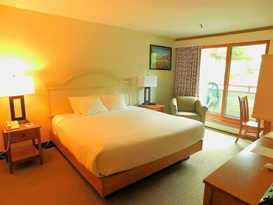 90 Loon Mountain Rd unit 866B, Lincoln, NH 03251 - photo 3