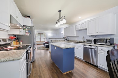 1101 Ellys Way, Slinger, WI 53086 - photo 5