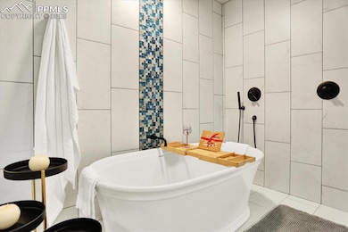 Wellness room, Spa Tub