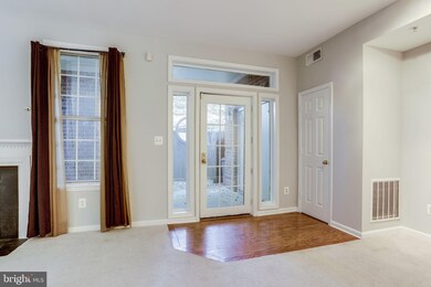 1357 Garden Wall Cir unit 708, Reston, VA 20194 - photo 4