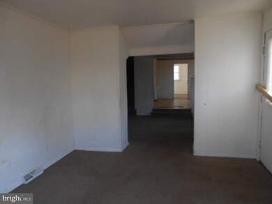 310 W Green St, Millville, NJ 08332 - photo 5