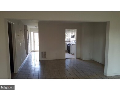 724 Twin Rivers Dr N, East Windsor, NJ 08520 - photo 2