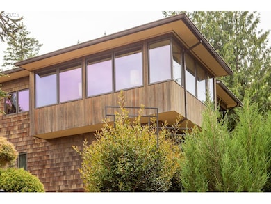 841 NW Spring Ave, Portland, OR 97229 - photo 4