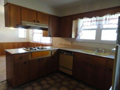 310 Huron Rd, Findlay, OH 45840 - photo 6