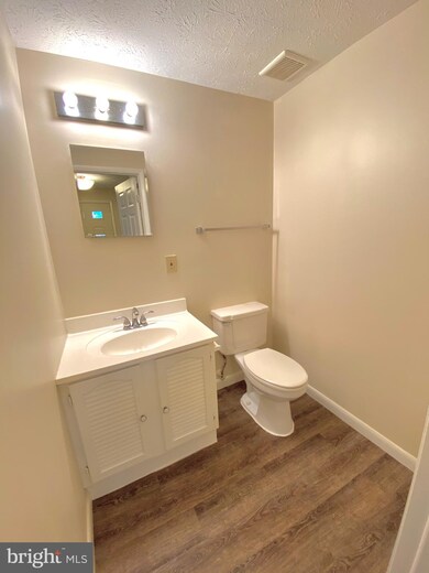 12500 Willow Spring Cir, Germantown, MD 20874 - photo 6