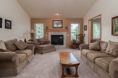 2492 Monaghan Way, Sun Prairie, WI 53590 - photo 3