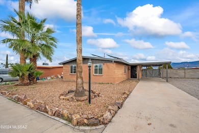 8311 E Appomattox St, Tucson, AZ 85710 - photo 2