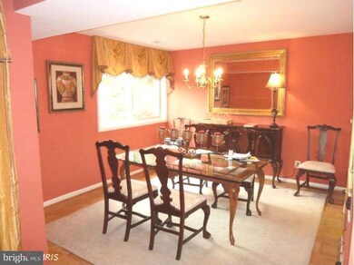 21 Ruxview Ct unit 102, Towson, MD 21204 - photo 5