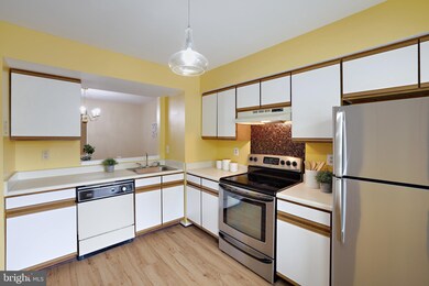 47 Cobber Ln, Baltimore, MD 21229 - photo 5