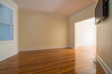 1492 Bay Street-6