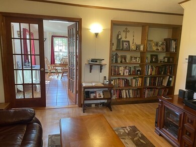 52 Mount Pleasant St, Milford, MA 01757 - photo 5