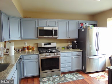 2013 Winslow Ct, Woodbridge, VA 22191 - photo 7