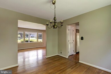 6005 Crossway Ct, Sykesville, MD 21784 - photo 6