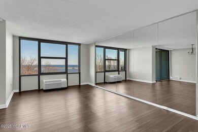 Vinyl wood flooring