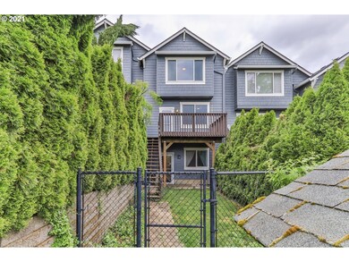 20736 Viewpoint Rd, West Linn, OR 97068 - photo 2