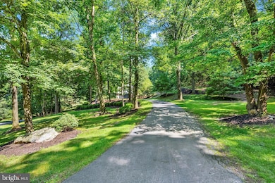 49 Fawn Dr, Reading, PA 19607 - photo 3