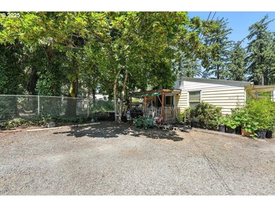 18427 SE Yamhill St unit 18429, Portland, OR 97233 - photo 6