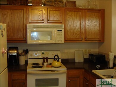 306 E 33rd St, Savannah, GA 31401 - photo 6