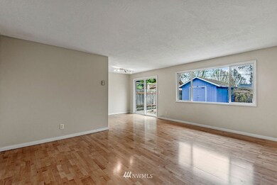 3019 Hawthorne St, Longview, WA 98632 - photo 4