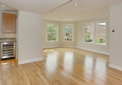 66 Oxford St unit 3, Cambridge, MA 02138 - photo 5