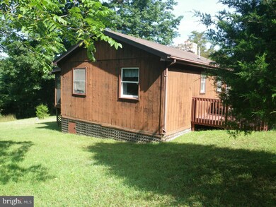 415 Meadow Ln, Lost City, WV 26810 - photo 7