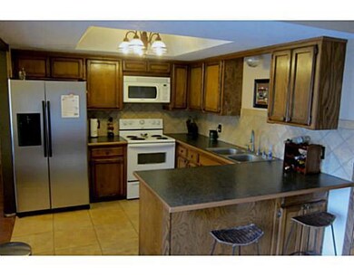 Cafeteria/Kitchen. Kitchen tile and back splash ha