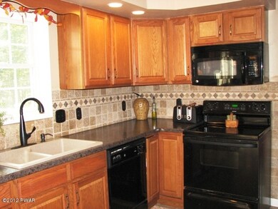 79 Woodlyn Acres Rd, Hawley, PA 18428 - photo 5