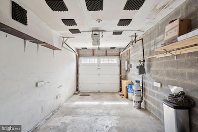 1723 Fitzwater St unit B, Philadelphia, PA 19146 - photo 4