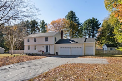 13 Hedgerow Dr, Cumberland Center, ME 04021 - photo 2