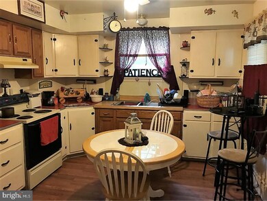 508 Center Ave, Jim Thorpe, PA 18229 - photo 5