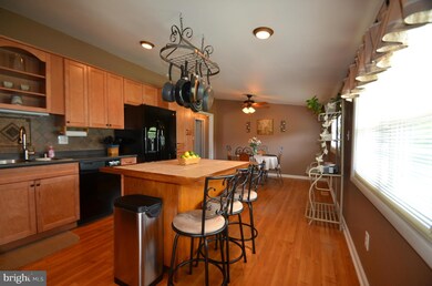 6205 Rolling View Dr, Sykesville, MD 21784 - photo 5