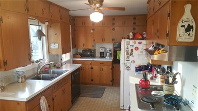 701 Erie St, Woodville, OH 43469 - photo 6