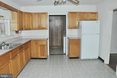 6217 Lawyers Rd, Spotsylvania, VA 22551 - photo 5